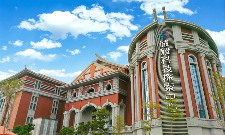 厦门高端品牌网站建设：塑造卓越品牌形象，引领数字未来